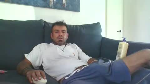 Mercedes190d online show from 21, 10, 2025