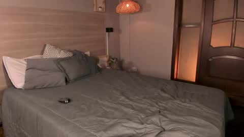 Merida  online show from 10, 9, 2025