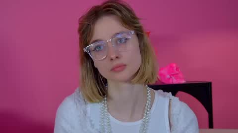 Snapshot of merlinmeyer chatting on 22, 3, 2026 Merlin online show from 22, 3, 2026