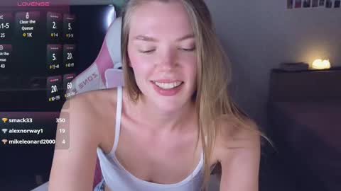 Snapshot of merry_dancers_ chatting on 27, 12, 2024 Susan online show from 27, 12, 2024