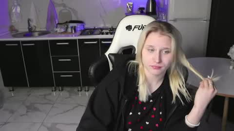 Snapshot of mertyxxx chatting on 2, 5, 2026 Merty online show from 2, 5, 2026