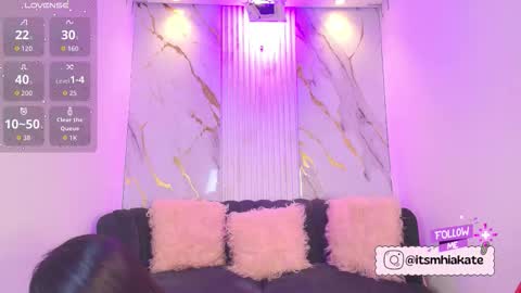 Mhia Kate online show from 19, 11, 2025