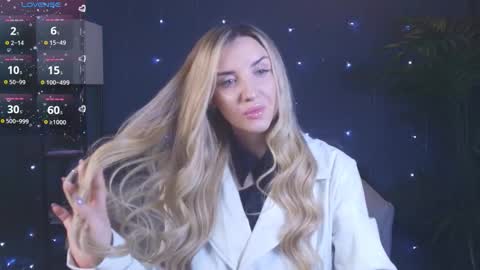 Snapshot of mi1a_ chatting on 17, 12, 2025 mi1a_ online show from 17, 12, 2025