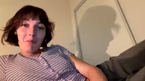 Snapshot of mia_177 chatting on 4, 11, 2025 mia_177 online show from 4, 11, 2025