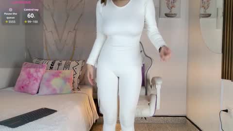 Mia Blonde online show from 20, 12, 2025