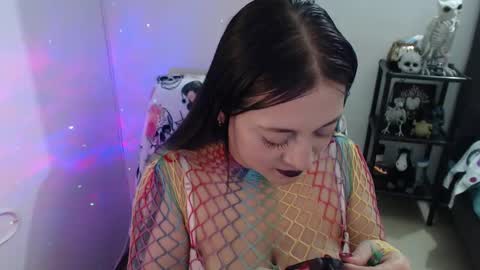 mia online show from 31, 1, 2025