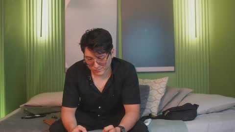 Snapshot of mia_belmont chatting on 24, 4, 2026 Belmont and Mia online show from 24, 4, 2026