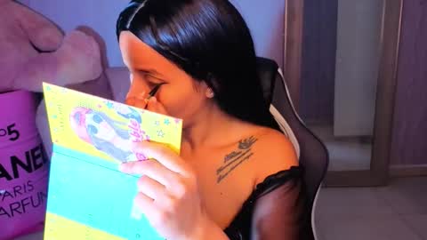 Mia  online show from 8, 4, 2026