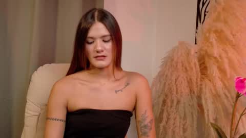 Mia Benett  online show from 16, 3, 2026