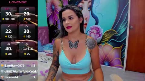 Snapshot of mia_bigtits_17 chatting on 9, 3, 2025 Mia online show from 9, 3, 2025