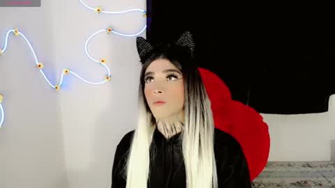 mia califa online show from 26, 5, 2026