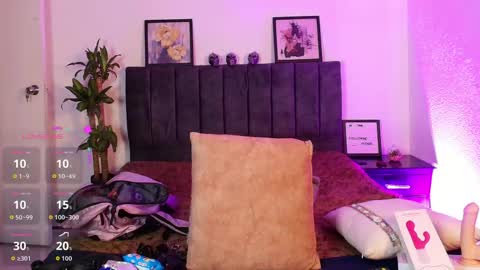 Mia online show from 3, 6, 2026
