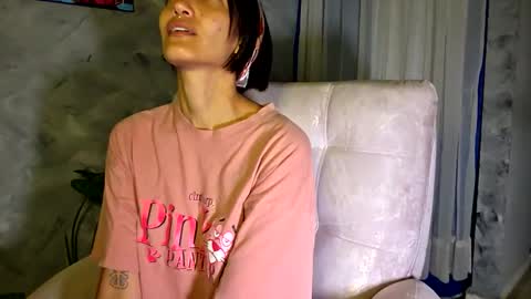 Mia Sandoval online show from 26, 9, 2025