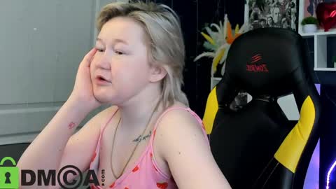 Snapshot of mia_ferd chatting on 9, 5, 2026 Mia online show from 9, 5, 2026
