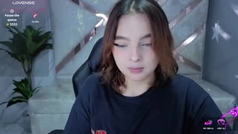 Mia online show from 8, 3, 2026