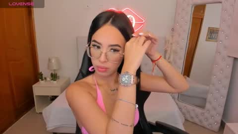    online show from 30, 1, 2025