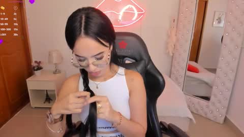    online show from 5, 3, 2025