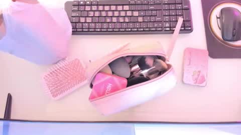    online show from 2, 10, 2025