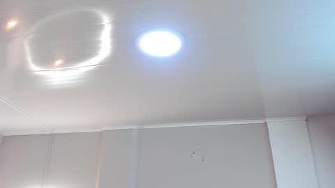 Mia online show from 5, 12, 2025