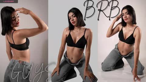 Mia online show from 15, 3, 2026