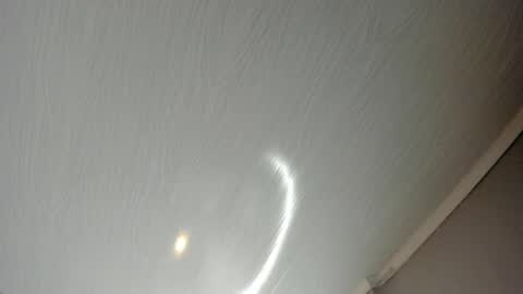 Mia online show from 7, 4, 2026