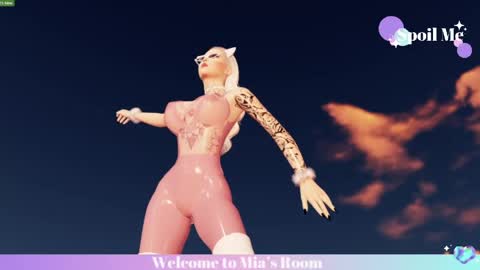 Snapshot of mia_lilah chatting on 5, 4, 2026 Mia online show from 5, 4, 2026