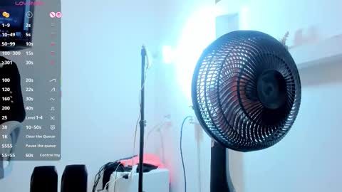Snapshot of mia_lourence chatting on 2, 10, 2025 Mia online show from 2, 10, 2025
