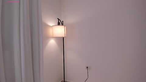 MIA LOVE   online show from 13, 3, 2026