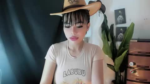 Snapshot of mia_lover9 chatting on 30, 6, 2026 M I A online show from 30, 6, 2026