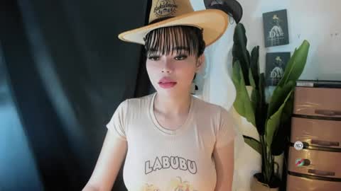 Snapshot of mia_lover9 chatting on 1, 7, 2026 M I A online show from 1, 7, 2026