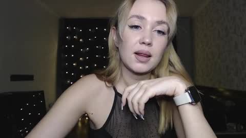 Mia online show from 15, 2, 2025