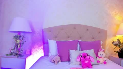 mia montess online show from 11, 3, 2026