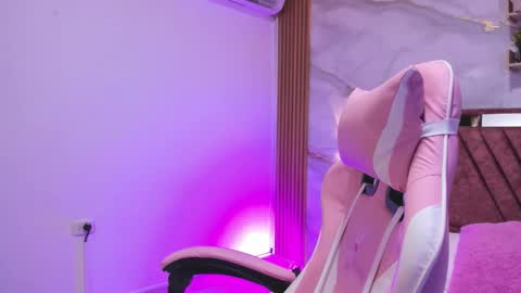 Snapshot of mia_naugthy4 chatting on 23, 2, 2026 mia_naugthy4 online show from 23, 2, 2026