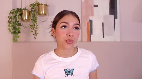 Snapshot of mia_oconner chatting on 14, 1, 2025 mia_oconner online show from 14, 1, 2025