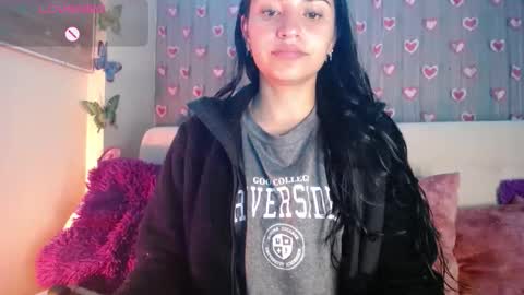 Snapshot of mia_petitebaby chatting on 24, 3, 2026 Ma online show from 24, 3, 2026