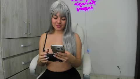 Snapshot of mia_rise chatting on 22, 2, 2025 Mia online show from 22, 2, 2025