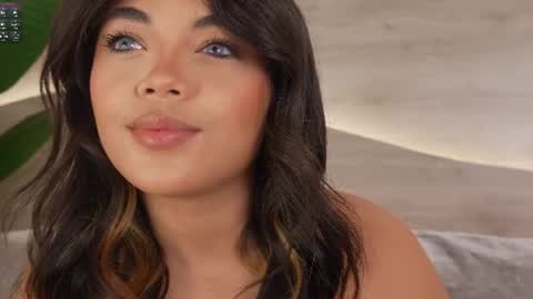 Snapshot of mia_rosalie chatting on 3, 7, 2026 mia_rosalie online show from 3, 7, 2026