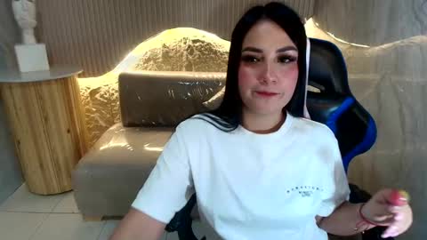 Mia online show from 27, 2, 2026