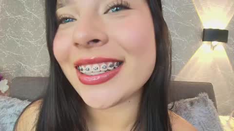 Snapshot of mia_roux13 chatting on 21, 2, 2025 Mia Roux online show from 21, 2, 2025