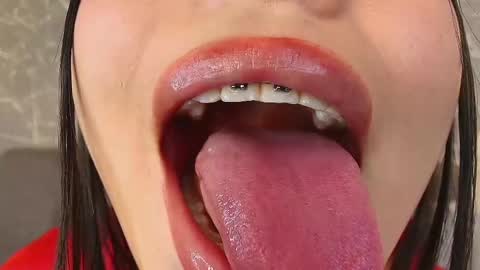 Snapshot of mia_roux13 chatting on 27, 2, 2025 Mia Roux online show from 27, 2, 2025