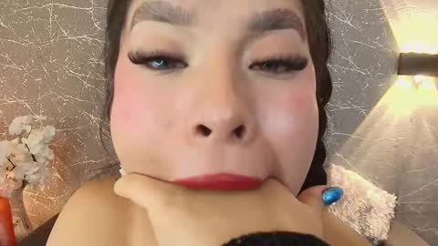 Snapshot of mia_roux13 chatting on 8, 3, 2025 Mia Roux online show from 8, 3, 2025