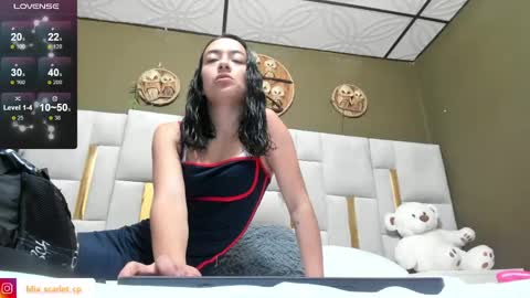 Snapshot of mia_scarlet69 chatting on 28, 5, 2026 MIA HOT online show from 28, 5, 2026