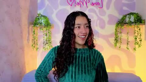 Mia . online show from 13, 7, 2026
