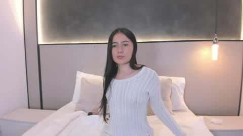 M I A online show from 1, 4, 2026