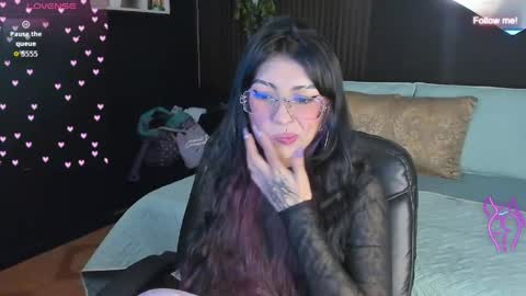 Mia online show from 31, 5, 2026