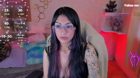 Mia online show from 7, 6, 2026