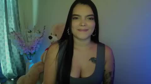 mia_thopsom online show from 4, 2, 2026