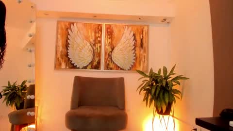 Snapshot of mia_velve chatting on 11, 5, 2026 Mia online show from 11, 5, 2026