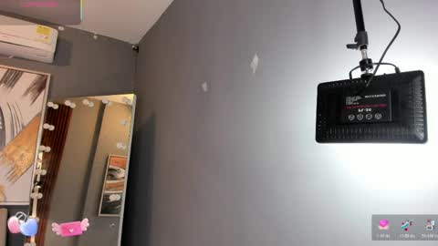 Snapshot of mia_velve chatting on 14, 5, 2026 Mia online show from 14, 5, 2026