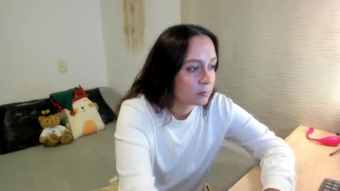 Snapshot of mia_xgray chatting on 24, 12, 2024 Mia   online show from 24, 12, 2024